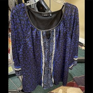 Blue long sleeved top